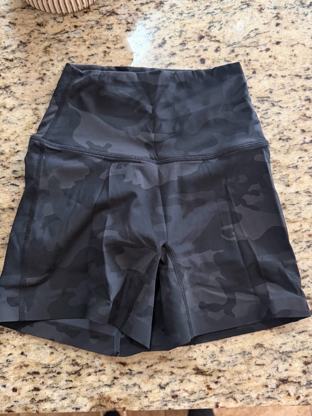 LSKD High-Waist Camo Performance Women's Shorts - Black XS